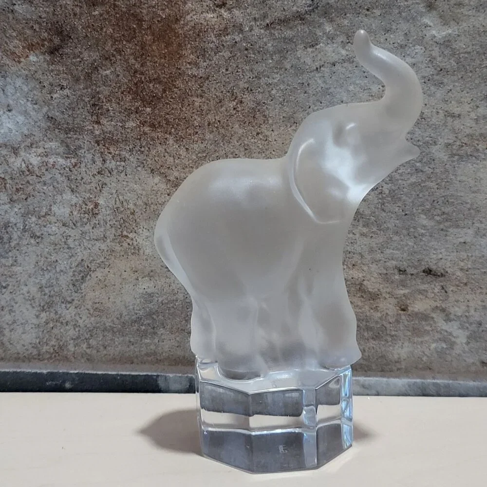 Vintage Goebel Frosted Crystal Elephant Paperweight On Pedestal Figurine